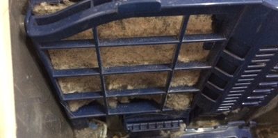 紙パック掃除機も定期的なお掃除が必要です。